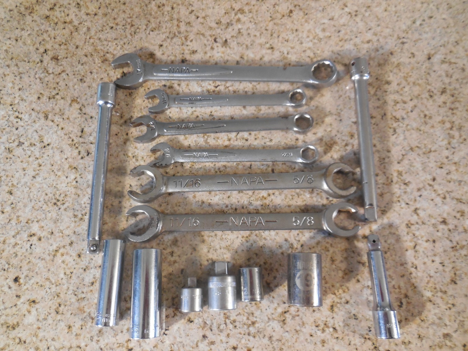 NAPA Hand Tool Lot~16 Pieces~ 6 Wrenches ~ 5 Sockets ~ 2 Adapters ~ 3 Extensions