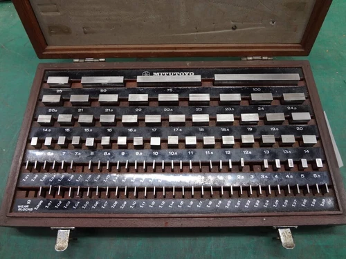 MITUTOYO GAUGE BLOCK SET BM1-103-2 516-944 #48