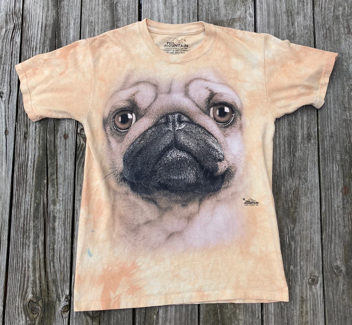 Giant hotsell pug dog