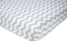Little Love by NoJo Separates White / Gray Chevron Printed Crib Sheet 52" x 28"