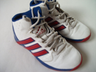 ADIDAS  ,ORTHOLITE - Basketballschuhe für Jungen Gr.UK 4=36