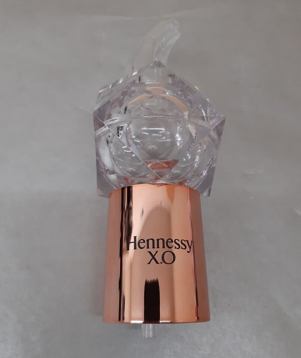 Hennessy X.O Cognac Pour Spout Clear Top / Rose Gold Base HY Hennessy X.O Cognac Pour Spout Clear Top / Rose Gold Base HY