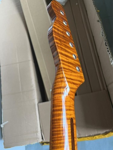 987410_8