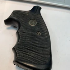 Pachmayr Gripper #SN-GP for Smith & Wesson Square Butt N Frame Revolver Good !!