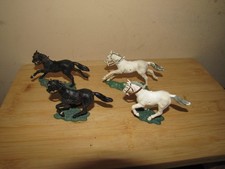 Vintage Herald Horses plastic toy soldiers 1/32 scale