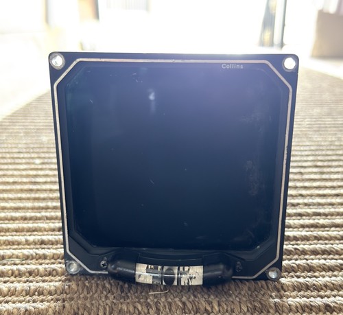 Flight Display EFD84 622-9681-001 Working With High Voltage New 8130