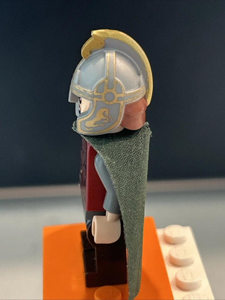 LEGO Eomer Lor010 Lord of the Rings Collectible Miniature - Image 4 of 4