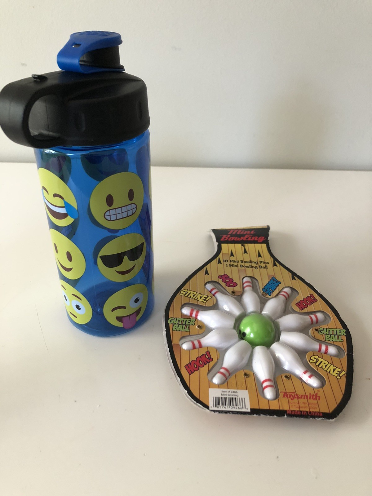 Emoji, Faces 16 Oz Cup New And A Travel Toy