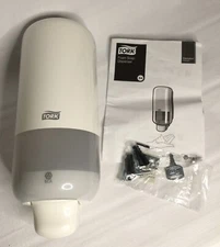 Tork Manual Foam Soap Dispenser Skincare 571501 White, Complete with Key