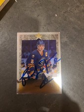 1995-96 Donruss Elite Pat LaFontaine Buffalo Sabres Auto Autographed Signed Card