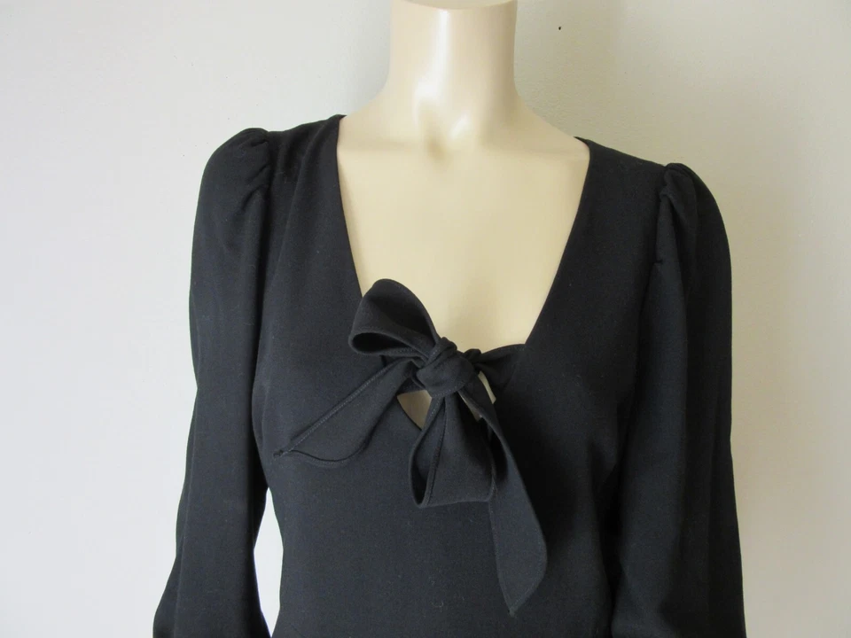 BLACK HALO Black Long Sleeve Scoop Neck Size 14 Short Cocktail Dinner Dress - Image 2 of 4