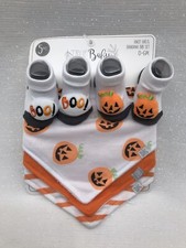 True Baby Booties and Bandana Bib Set, 5-Piece, Halloween Pumpkins Boo Orange