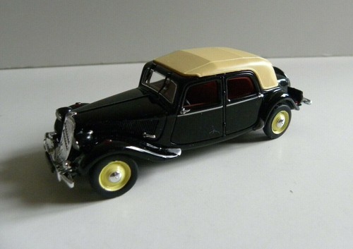 Citroën Traction familiale 15 CV 1954 noire réf 525 Elysee Citroën Traction familiale 15 CV 1954 noire réf 525 Elysee