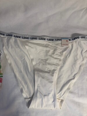 SEXY!!! NWT 1 Pair EACH So Laserbonded Love String Bikini Panties Size L