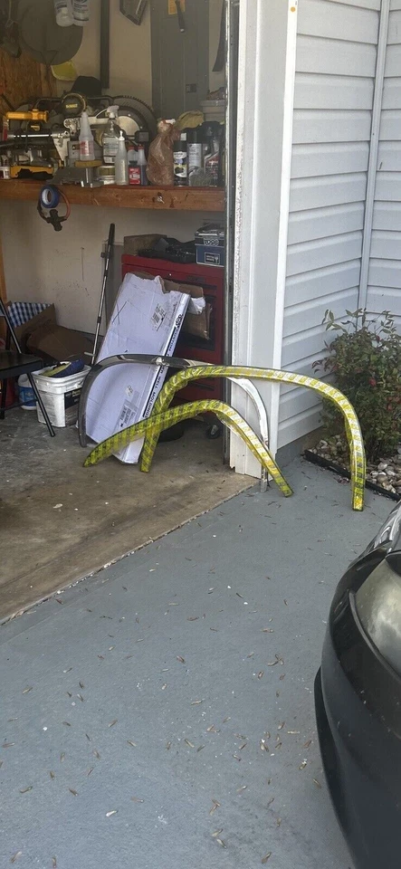 para: 2007-2013 Cadillac Escalade EXT/Avalanche para-lama de aço inoxidável guarnição roda poço - Imagem 3 de 4