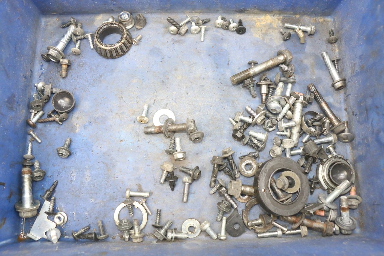 SCREW BAG - SUZUKI SIXTEEN 125 (2008 - 2010)