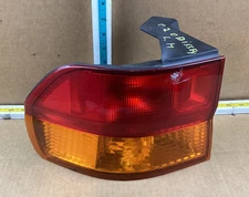 2002-2004 Honda Odyssey Left Driver Side Quarter Panel Mounted Tail Light OEM