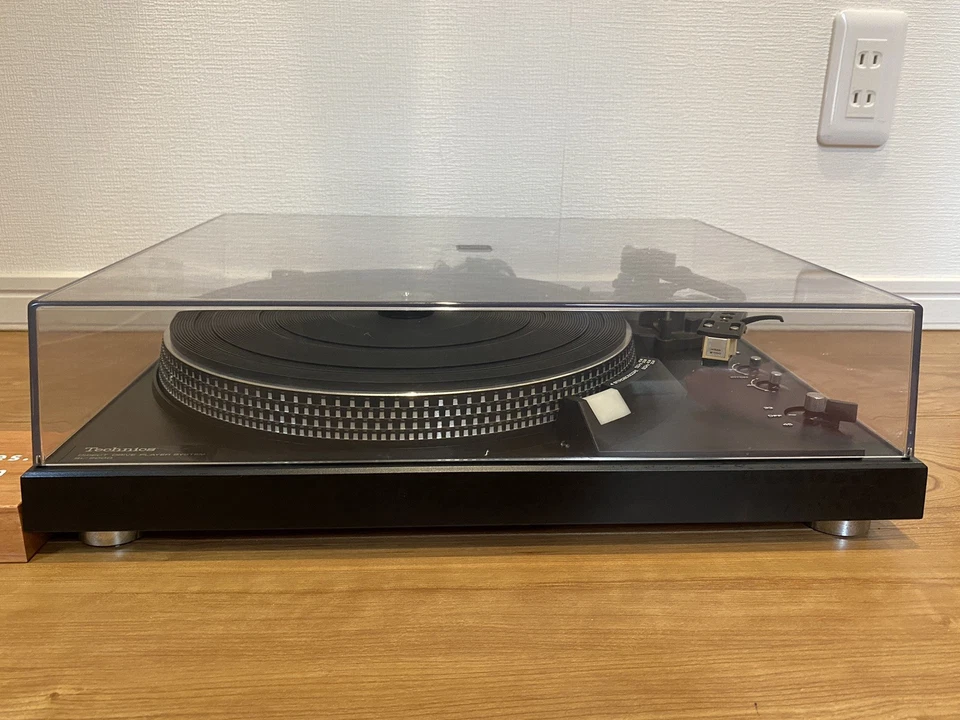 Technics SL-2000 Direct Drive Turntable Record Audio Player Black w/ New Stylus - Image 3 of 4
