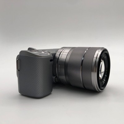 Sony Alpha NEX-5N Mirrorless Silver Camera + Lens E 18-55mm f/3.5-5.6 OSS
