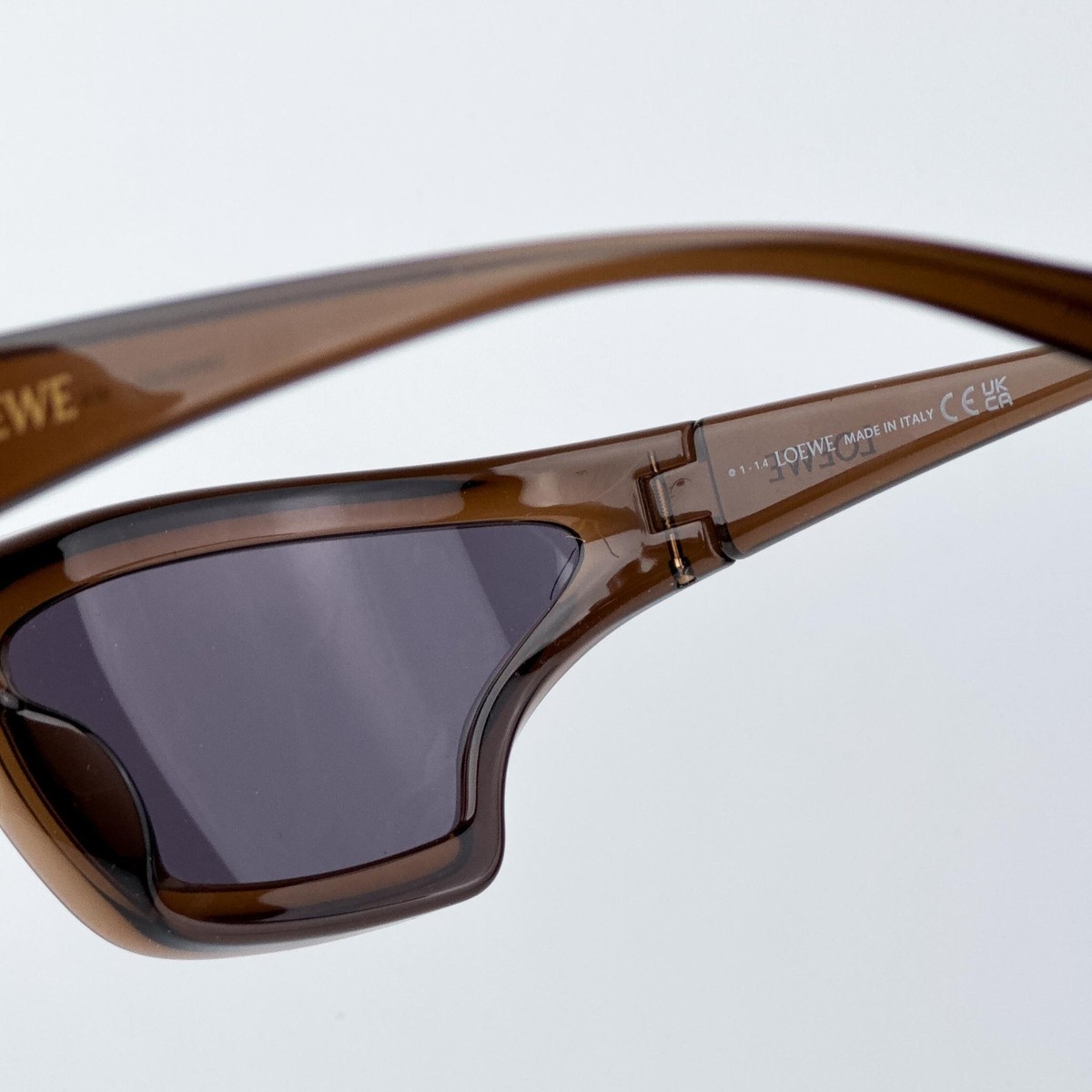 Loewe LW40143U 47A Sunglasses Unisex Brown/Grey Shield 