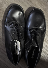 George Kids Dress Size 2 Black Shoe. Peowned.