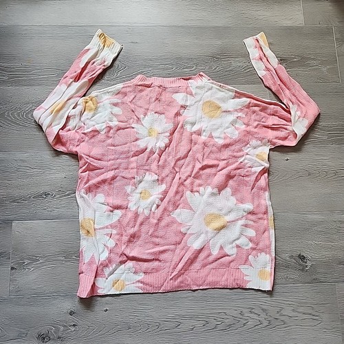 Davi Dani Sweater M Pink White Yellow Daisy Floral Long Sleeve Knit Pullover - Picture 7 of 7