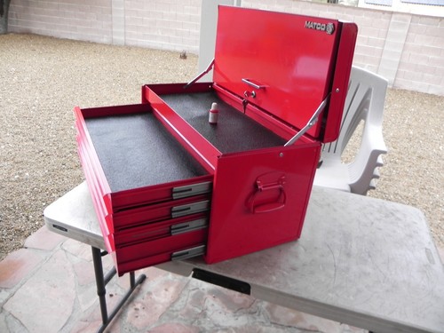 Matco Tools 4 Drawer Heavy Duty Flip Top Chest Fire Red 2 Keys (Super Rare) - Picture 10 of 22