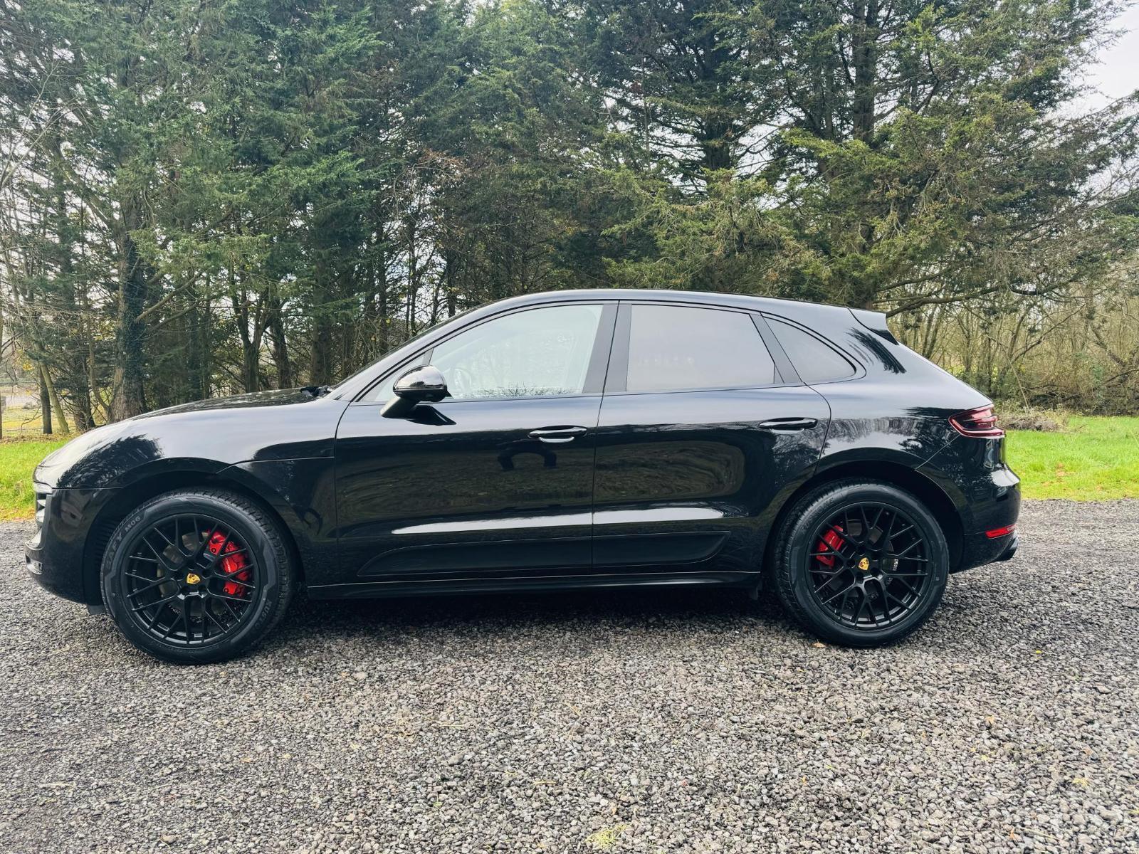 FRESH IMPORT 2016 66 PLATE PORSCHE MACAN 3.0 GTS SPORT CHRONO PACKAGE