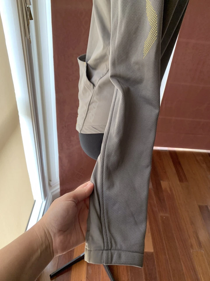 2xu Chaqueta Microclima Gris Hombre Talla XS Foto 4 de 4