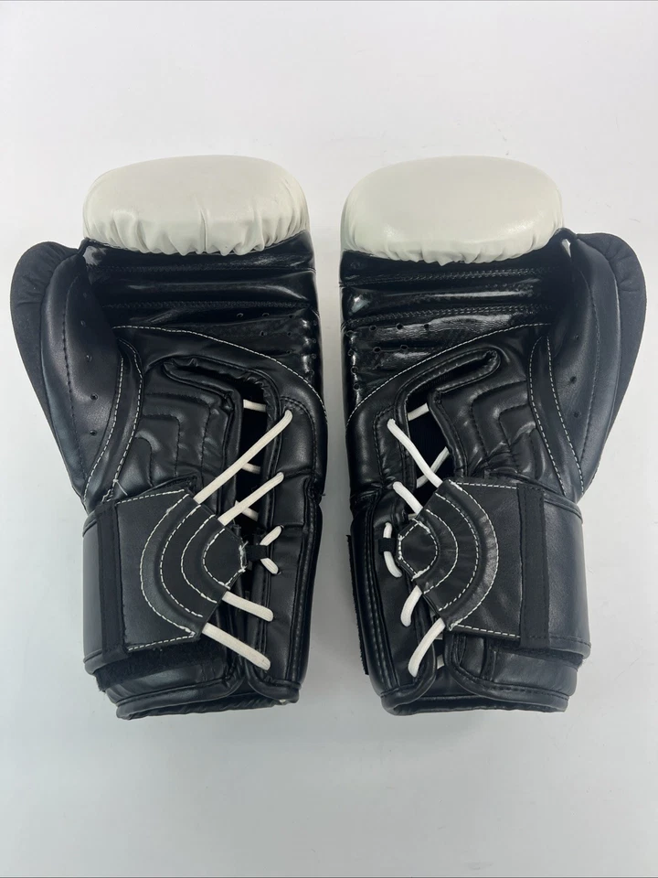 Everlast Protex Boxing Gloves Black White - Read - Image 2 of 4