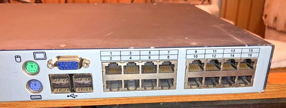 Avocent AutoView AV3200 16-Port Digital KVM Switch P/N: 520-473-504 - Image 4 of 4