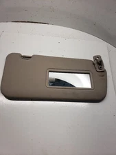 Used Right Sun Visor fits: 2009 Kia Spectra without illumination w/o sunroof Rig