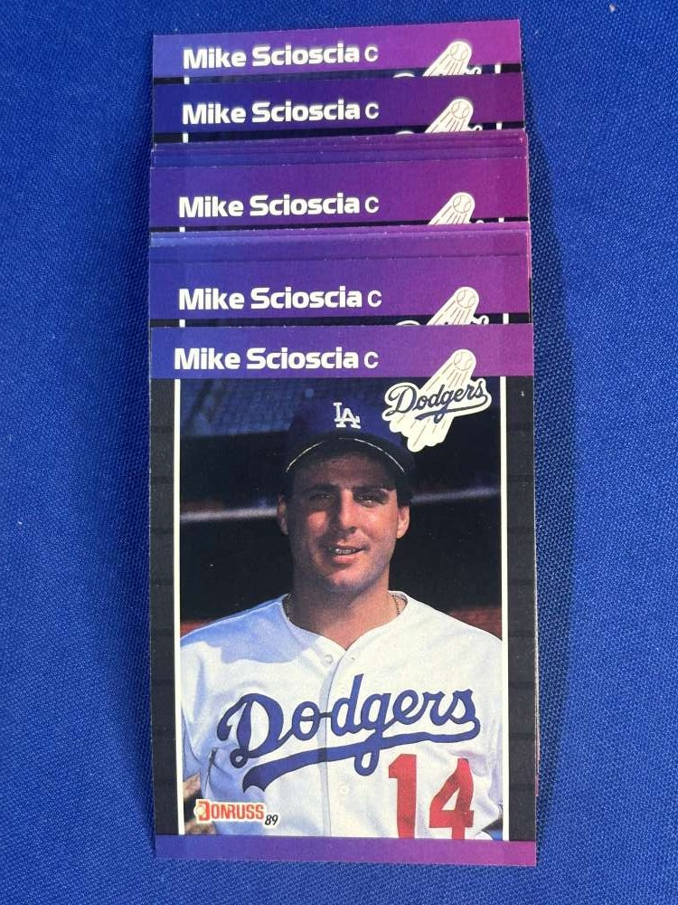 1989 Donruss #77 Mike Scioscia Dodgers (14) Card Lot