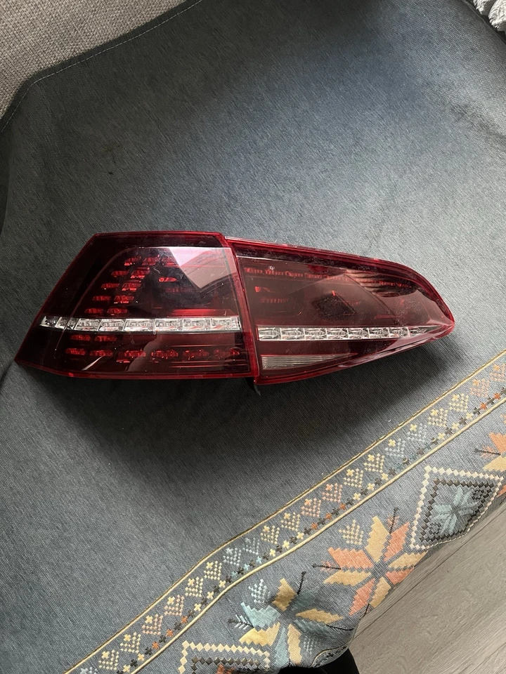 Volkswagen Golf Mk7 2013-2016 Taillights (Used) Rear Taillights - Image 2 of 4