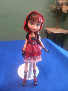 Cerise Hood ever after high Tenue Complète Super État