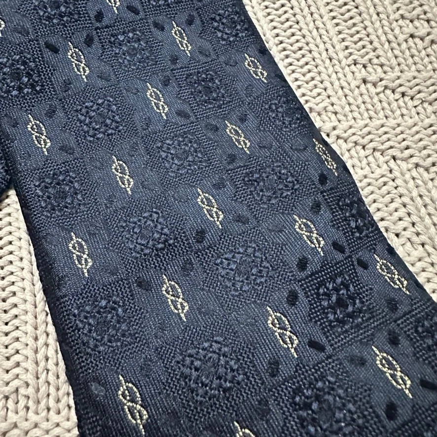 Corbata de seda italiana azul marino Ballantyne Foto 2 de 4