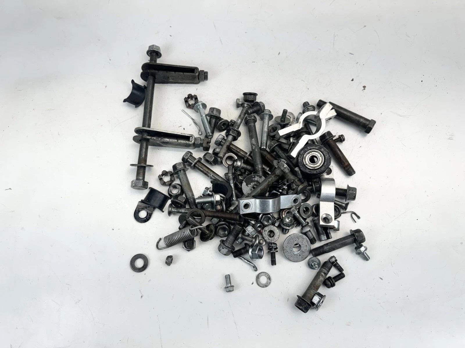 ✅ 1998 Yamaha 200 YFS200 Body Bolts Hardware Misc Nuts Spacers OEM