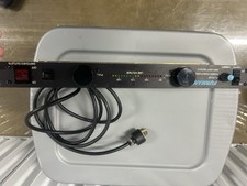 Furman PL-PLUS DMC Power Conditioner With Voltmeter/Ammeter