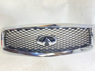 2015 - 2019 INFINITI Q70 Q70L Front Upper Grille 360 Camera w/o Sport Pkg OEM
