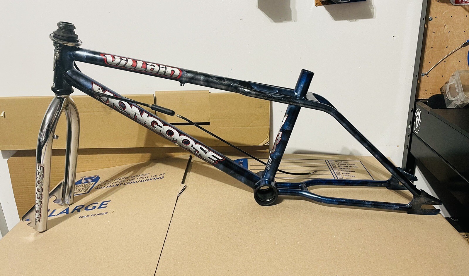 1997 MONGOOSE VILLAIN WITH Black Sky PAINT/ MARBLE BLUE Freestyle 90s Bmx