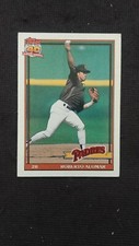 1991 Topps Baseball card # 315 Roberto Alomar  ( EX to NM)