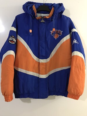 Vintage 90s Apex One NBA NY Knicks Puffer Full Zip Hoodie Vintage 90s Apex One NBA NY Knicks Puffer Full Zip Hoodie