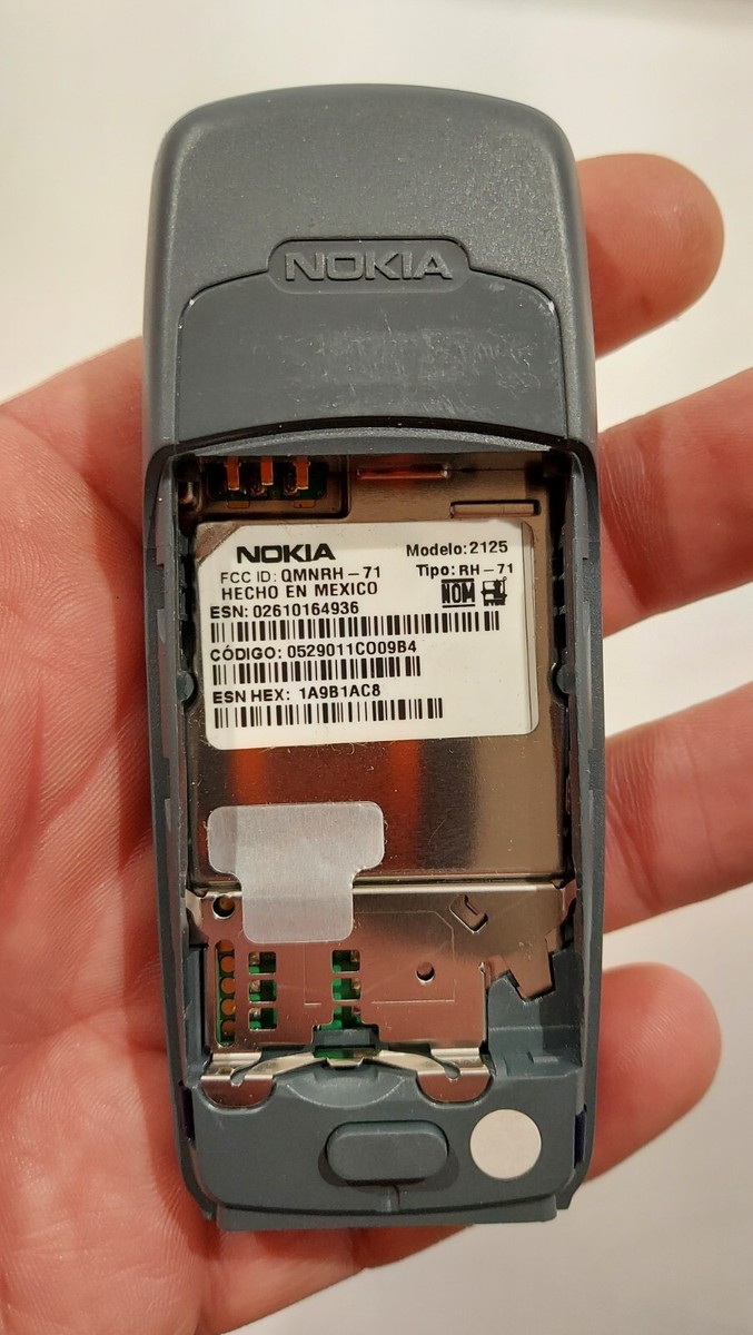 3135.Nokia 2125 Very Rare - For Collectors - No Sim Card
