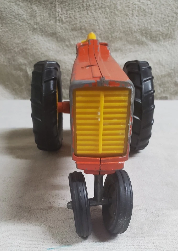 Trator dianteiro estreito Hubley 1970 usado em escala 1/16 - Imagem 3 de 4