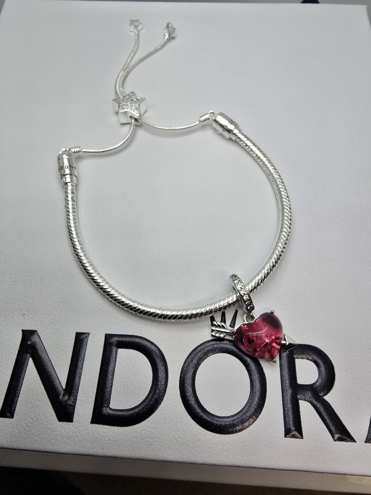 Pandora Bracelet with Red Heart and Arrow Murano Glass Charm 7.5 Inches