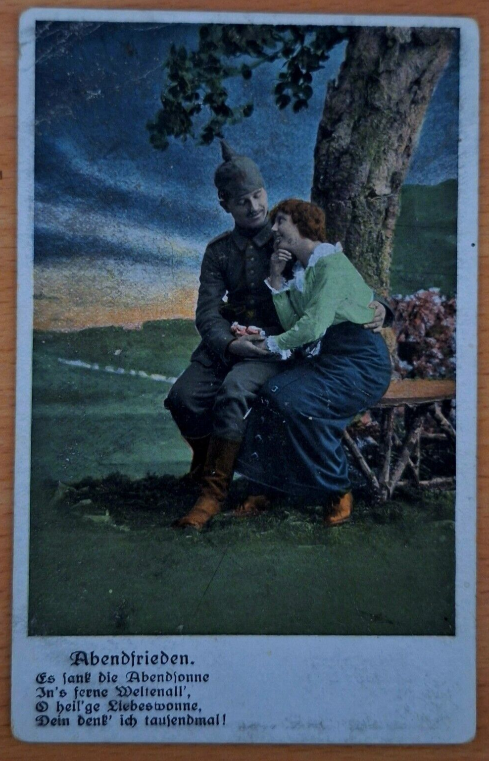 Foto 1 di 2