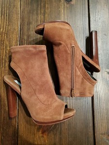 duffy peep toe bootie