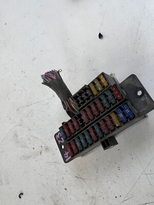 Nissan 300ZX Fuse Box Z31 83-88 OEM | eBay