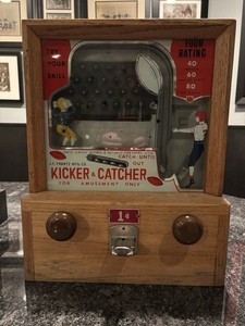 VERY NICE 1930s Kicker & Catcher By J.F. Frantz 1930’s 1cent / Penny Arcade Game