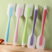 Silicone Heat-Resistant Spatula Cream Butter Cake Baking Kitchen Scraper Tool